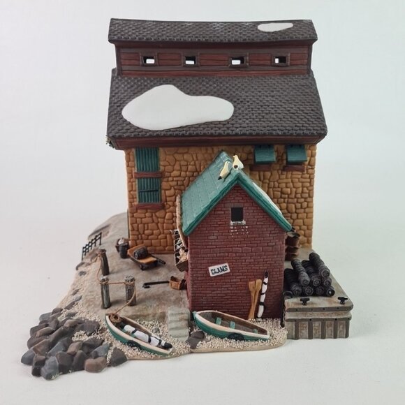 Dept 56 North Eastern Sea Fisheries LTD Dickens Village Lighted House 58316 - Picture 4 of 11
